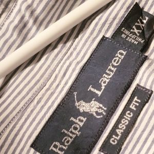 Ralph Lauren Men's Polo shirt button down shirt. Short sleeve